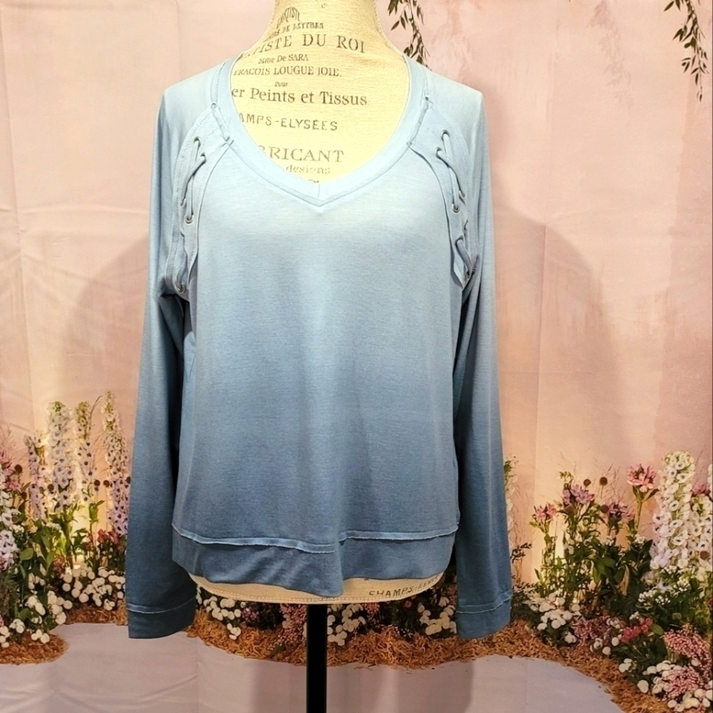 Mudd Sweatshirt NWT